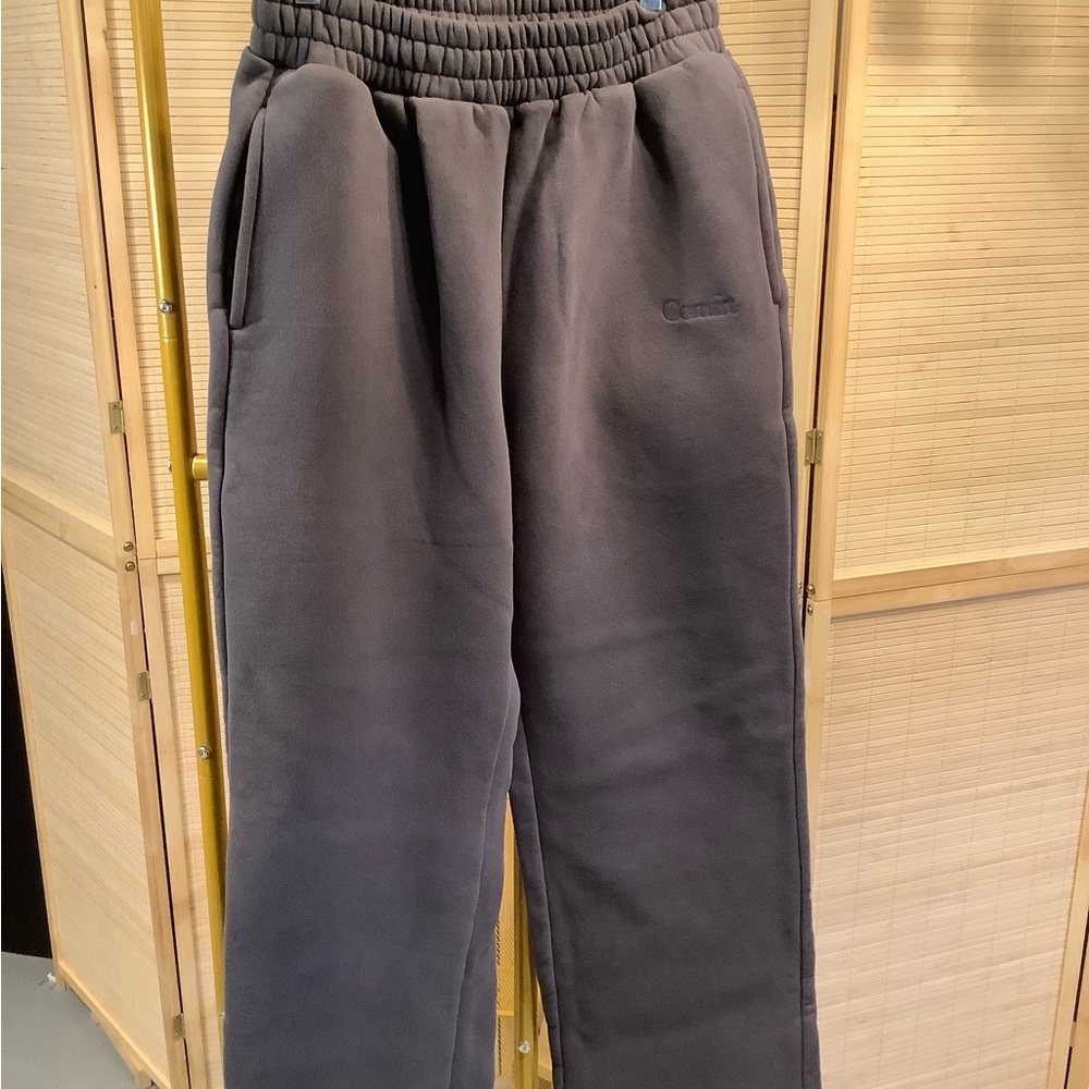 Comfrt Women Dark Gray Fleece Sweats